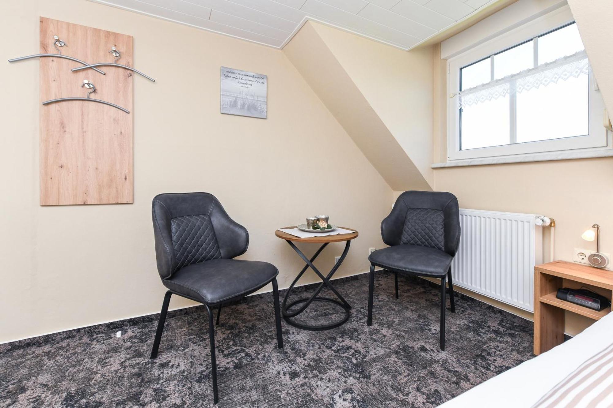 Pension Burggaststaette Heyken Нойхарлингерзиль Экстерьер фото