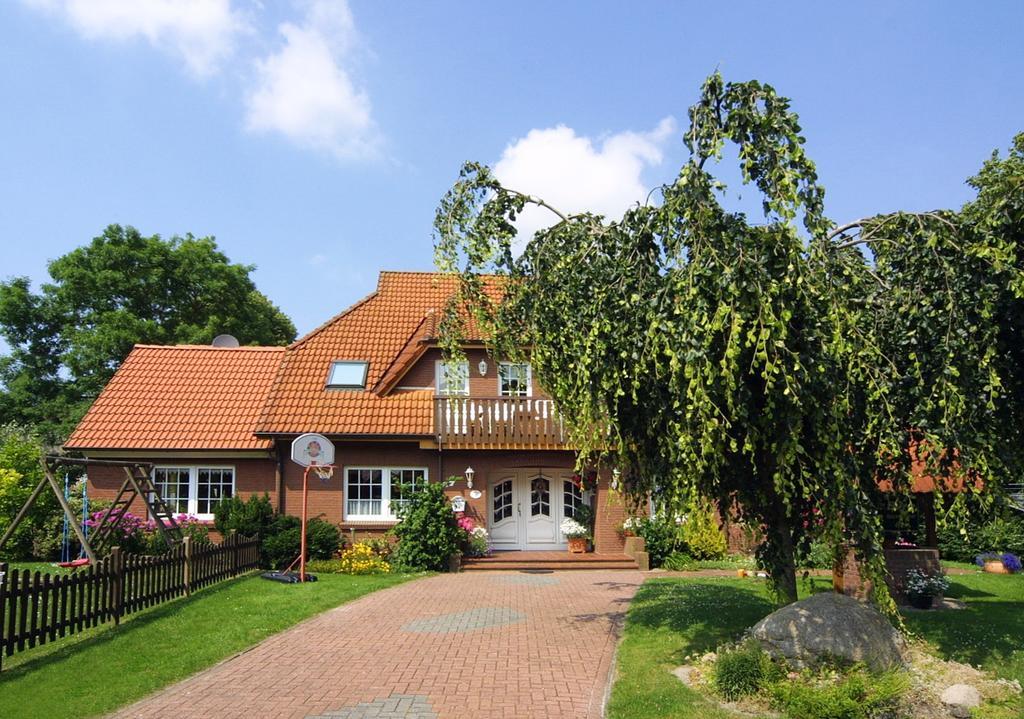 Pension Burggaststaette Heyken Нойхарлингерзиль Экстерьер фото